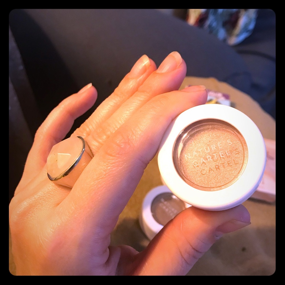 Nature’s Cartel cream eyeshadow champagne scandal